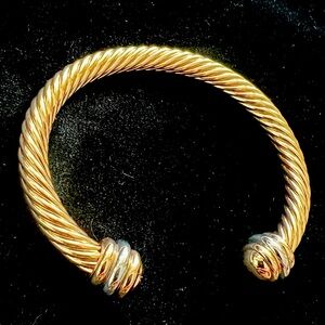 ⭐️🎉HOST PICK 🎉⭐️ Golden Cuff -Twisted Rope Cuff Bracelet
